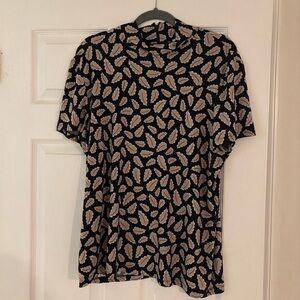 Anne Klein Black and Tan Leaf Pattern Blouse
